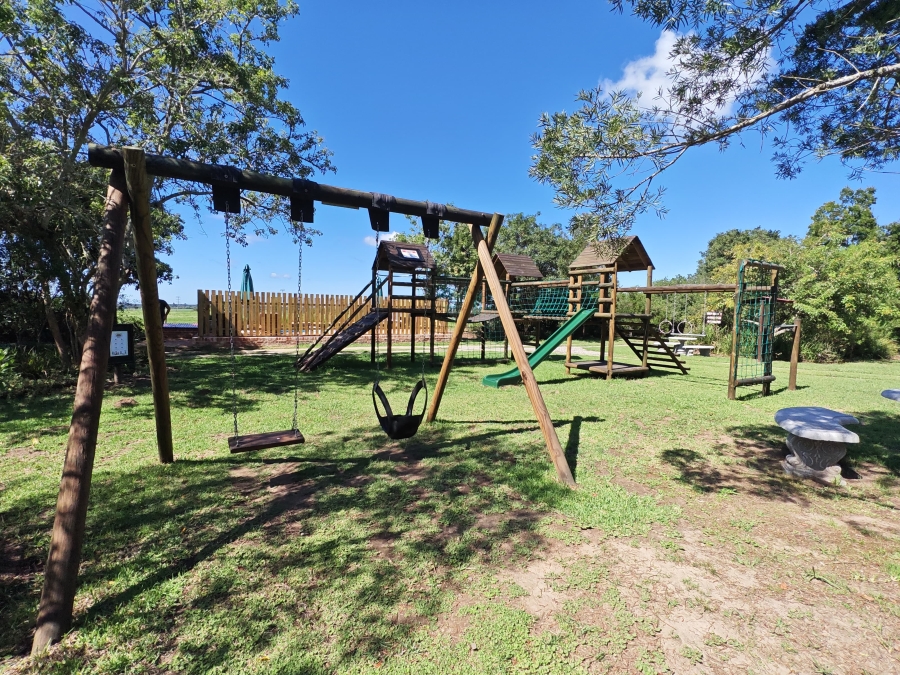 To Let 2 Bedroom Property for Rent in Rheenendal Western Cape